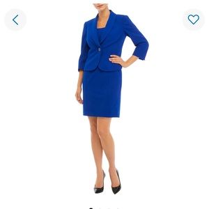 LeSuit quality with easy wear. Comfortable for work, church,etc. Not for Sale